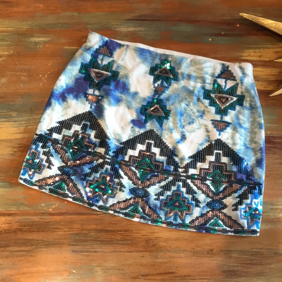 Express Aztec Sequin and Tie Dye Mini Skirt - Picture 2 of 8